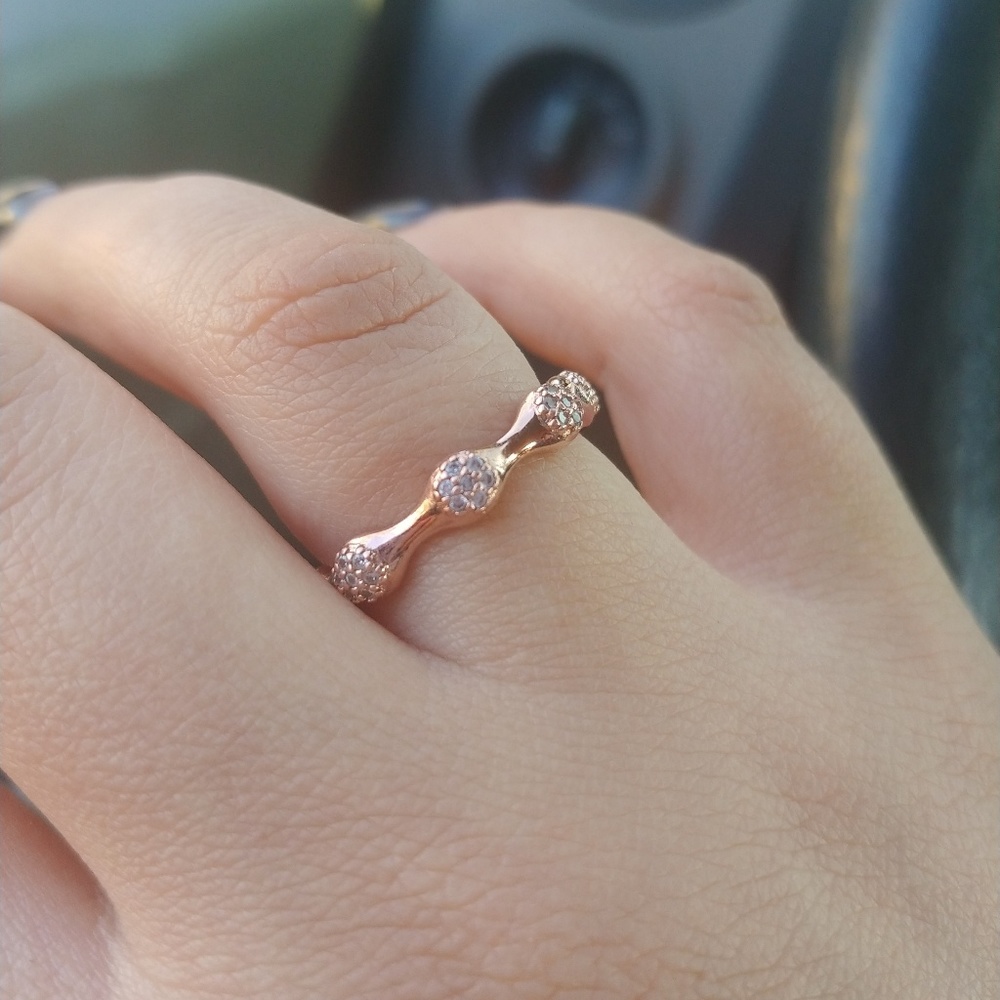 Pandora Ring